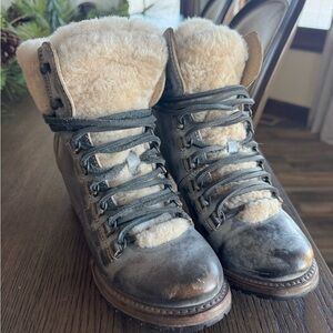 Freebird Norway Size 7 worn one time